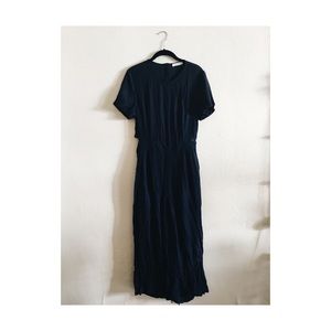 Short-sleeve pant jumper with peekaboo back